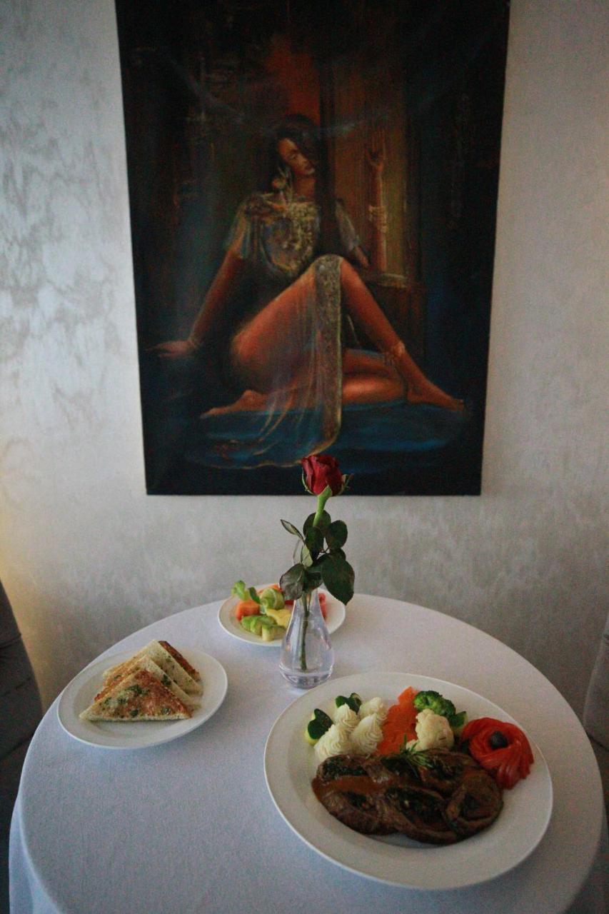 Marcen Addis Hotel Esterno foto