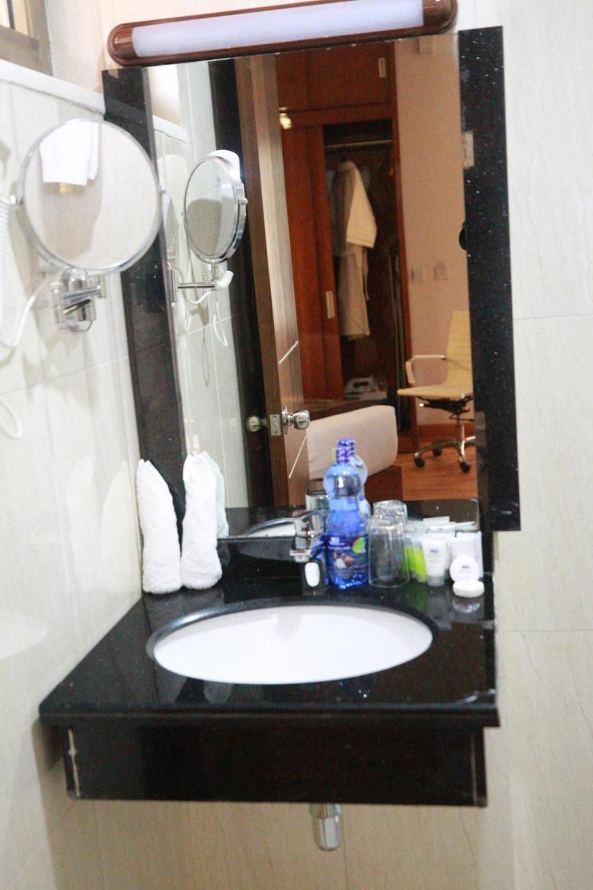 Marcen Addis Hotel Esterno foto